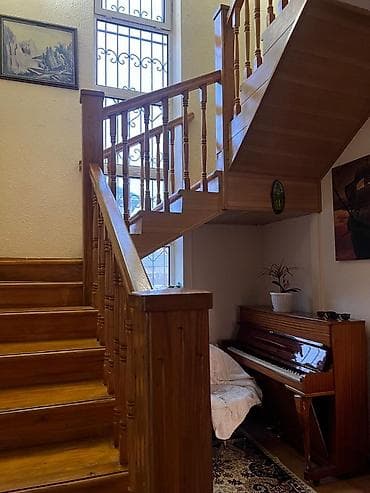 Продажа домов: Продается 2этажный дом + цоколь с ухоженным участком 6 соток сзади — 7