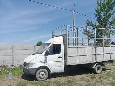фуры: Грузовик, Mercedes-Benz, Стандарт — 2