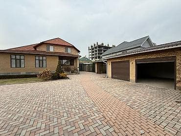 300 м², 6 комнат, Парковка