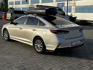 себе: Hyundai Sonata: 2019 г., 2 л, Автомат, Газ, Седан — 5