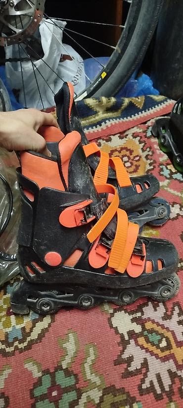 nike react: Роликовые коньки (2 пары) + комплектные сумки. Продаю две пары — 6