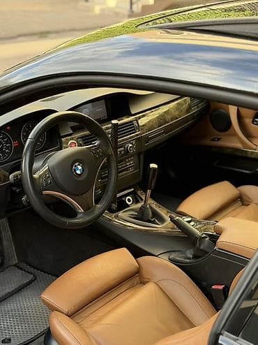 civic 2007: BMW 3 series: 2008 г., 3.5 л, Механика, Бензин, Купе — 7