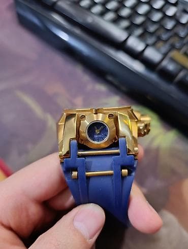 короны: Invicta Reserve Bolt Zeus, модель 25209 - Швейцарский кварцевый — 3