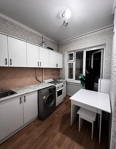 Батирлер: 2 бөлмө, 50 м², 1000 түркүн (Карпинка) 105-серия, 2 кабат — 3