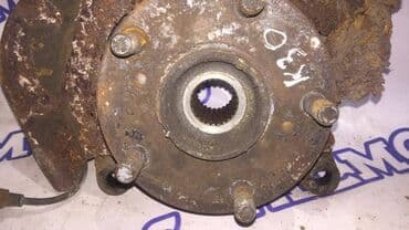 Передняя левая Ступица Toyota Оригинал