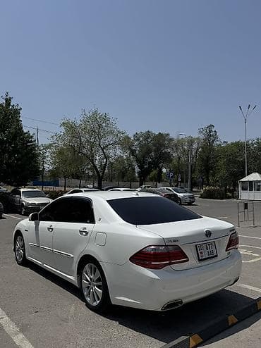crown 204: Toyota Crown: 2011 г., 3.5 л, Вариатор, Гибрид, Седан — 3