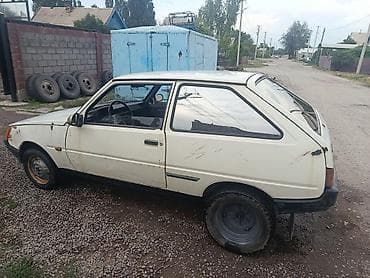 корзина цена: ЗАЗ 1102 Tavriya: 1992 г., Хэтчбэк — 3