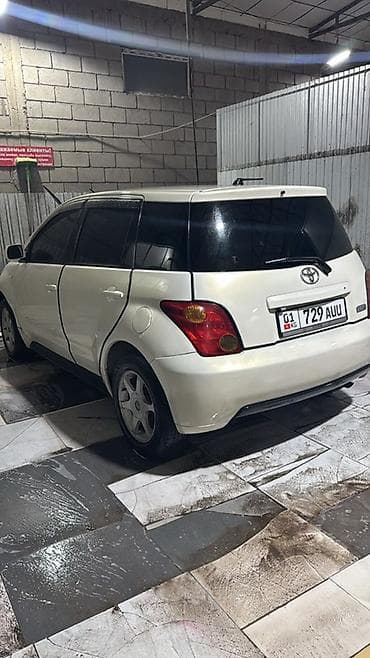 заводском: Toyota Ist: 2003 г., 1.3 л, Автомат, Бензин, Хэтчбэк — 5