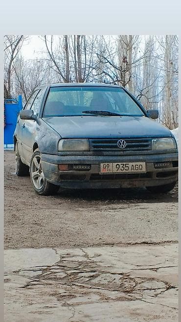 Volkswagen Vento: 1992 г., Седан