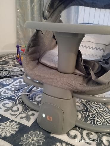 Детские электрокары: Люлька, Б/у, Качалка, Пластик, цвет - Серый — 3