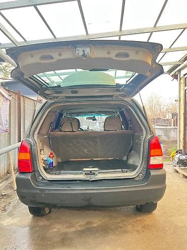 нива 2003: Mazda Tribute: 2003 г., 2 л, Механика, Бензин, Кроссовер — 4