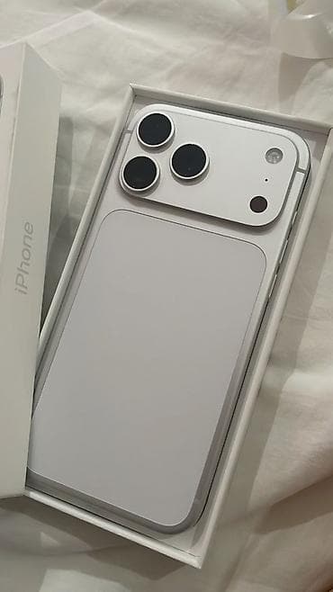 микрофоны бу: IPhone 17 Pro, Новый, 256 ГБ, Белый, Защитное стекло, 100 % — 2