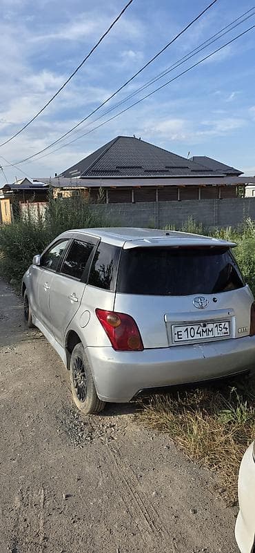 small car: Toyota Ist: 2004 г., 1.5 л, Автомат, Бензин, Хэтчбэк — 4