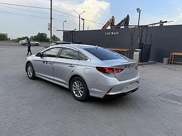 монитор с камерой заднего вида: Hyundai Sonata: 2020 г., 2 л, Автомат, Газ, Седан — 8