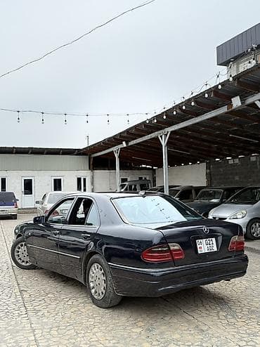 выбор номера о: Mercedes-Benz E-Class: 1997 г., 4.3 л, Автомат, Бензин, Седан — 9