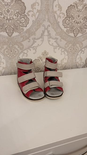 Платья: Ортопедические детские сандалии - Цвет: красный с серыми элементами - — 1