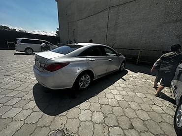 саната ю20: Hyundai Sonata: 2010 г., 2 л, Автомат, Газ, Седан — 5