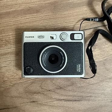 canon 850d: Fujifilm instax mini Evo - гибридная моментальная камера — 3