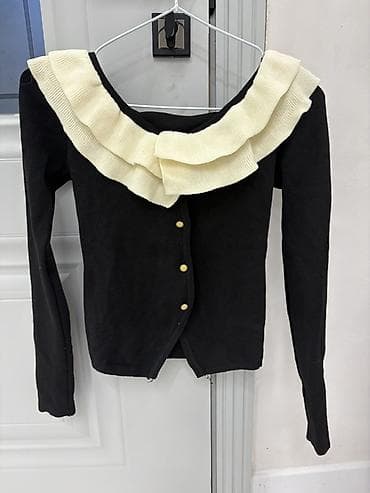 ажурный реглан: Кофта с рюшами, новая, стильная, размер S-M Возможет торг Женский — 1