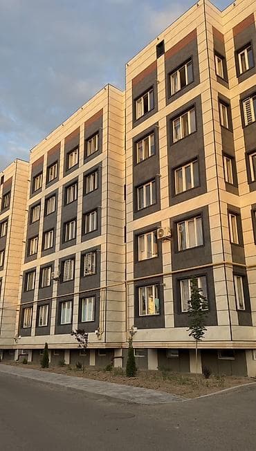 Продажа квартир: 1 комната, 42 м², Элитка, 2 этаж, Свежий ремонт — 1