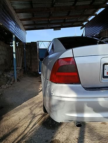 Opel: Opel Vectra: 2000 г., 1.8 л, Механика, Бензин, Седан — 6