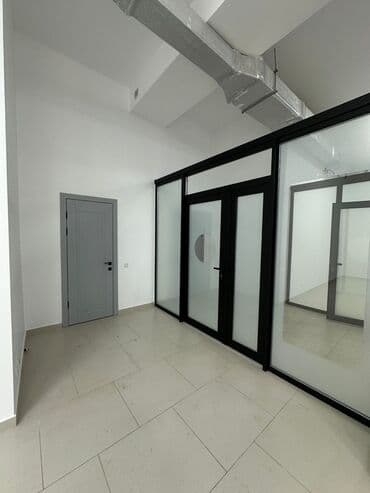 аккеме: Сдаю офисное помещение в элитном районе на длительный срок, в ЖК — 8