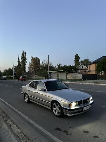 BMW 5 series: 1993 г., 2 л, Механика, Бензин, Седан