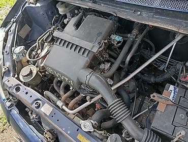 Транспорт: Toyota Vitz: 1999 г., 1.3 л, Автомат, Бензин, Хэтчбэк — 8