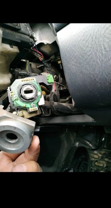 открытый: •. Аварийное вскрытие авто •	Вскрытие замков автомобиля — 4