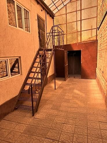 Дома: Продаётся жилой дом с большим двором и благоустроенной территорией — 5