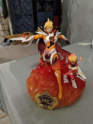 Книги и журналы: Коллекционная фигурка Mobile Legends: Bang Bang — M6 World — 1