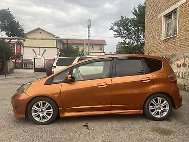 toyta vitz: Honda Fit: 2009 г., 1.5 л, Автомат, Бензин, Хэтчбэк — 4