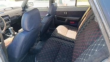 продается мазда: Mazda 626: 1989 г., Механика, Лифтбек — 7