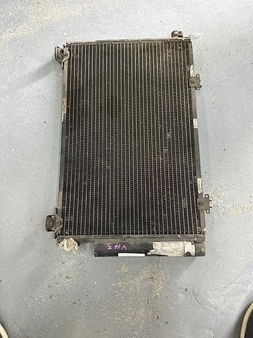платц: Радиатор кондиционера Тойота Платц Витц 
Toyota platc vitc — 1
