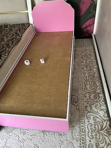 Кийим үчүн комоддор: Кийим үчүн комод, Күзгүсү менен, ЛДСП, түсү - Кызгылт — 3