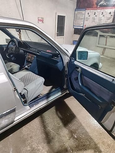 редуктор е53: Mercedes-Benz W124: 1989 г., 2.9 л, Механика, Дизель, Седан — 9