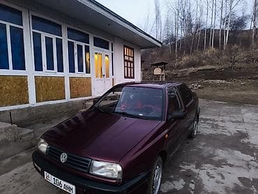 rs 7: Volkswagen Vento: 1994 г., 1.8 л, Бензин, Седан — 2