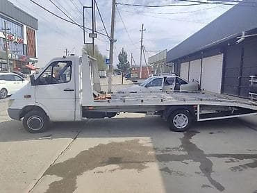 r20 28535: Эвакуатор, Mercedes-Benz, 2002 г., Ломаная — 2