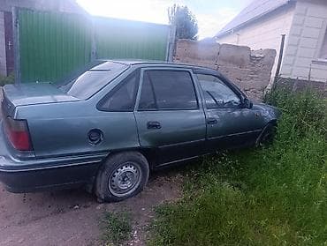 Daewoo Nexia: 2004 г., Седан