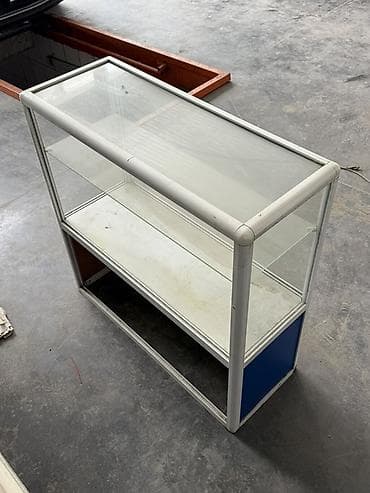 Торговая витрина-прилавок DIA обзор товара со всех сторон, прочное — 3