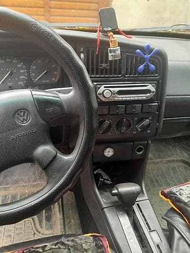 sprinter 2 9: Volkswagen Passat: 1993 г., 2 л, Автомат, Бензин, Седан — 4