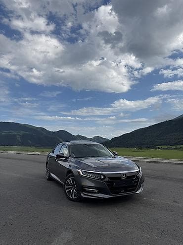 Honda Accord: 2019 г., 2 л, Вариатор, Гибрид, Седан — 1