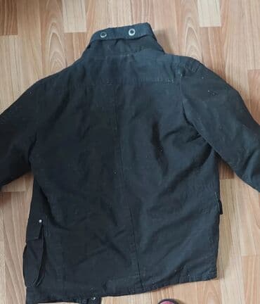 pull bear: ЗИМНЯЯ мужская КУРТКА, чёрная, хлопчатобумажная, с мехом внутри — 2