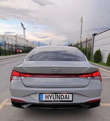 Транспорт: Hyundai Avante: 2020 г., 1.6 л, Автомат, Газ, Седан — 2