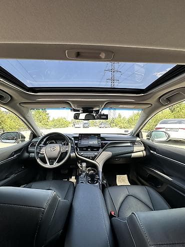 госномер сертифика: Toyota Camry: 2023 г., 2.5 л, Гибрид — 6
