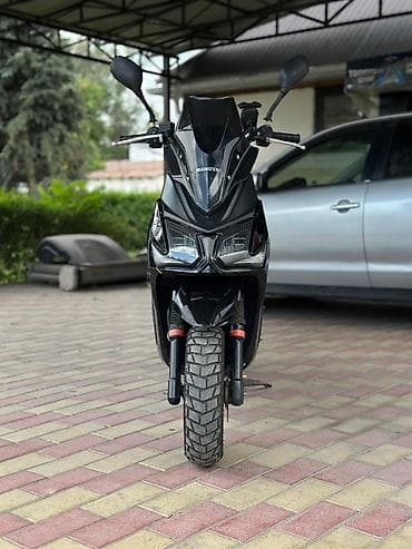 byd son: Тип скутера 175 куб. см, Бензин — 3