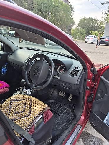 Renault Megane: 2005 г., 2 л, Автомат, Бензин, Универсал