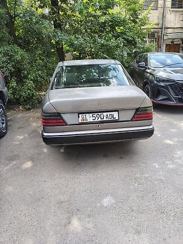 зеркало 124 мерс: Mercedes-Benz W124: 1988 г., 2.3 л, Механика, Бензин, Седан — 4