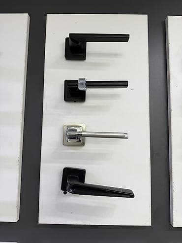 Дверная ручка, Для межкомнатных дверей, Металлические