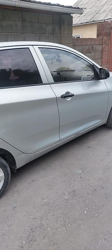 Транспорт: Kia Picanto: 2016 г., 1 л, Автомат, Бензин, Хэтчбэк — 2